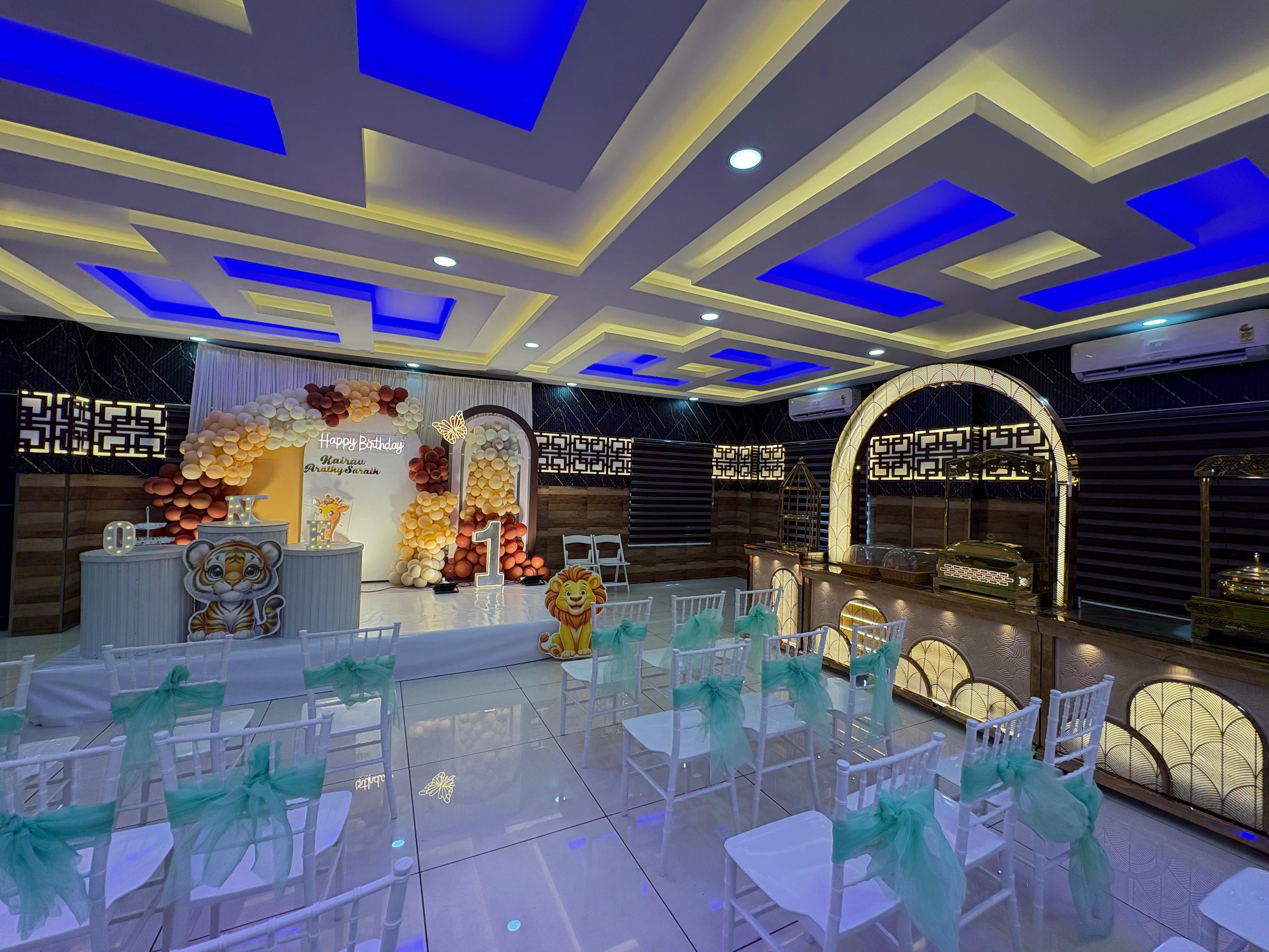 Party Lounge